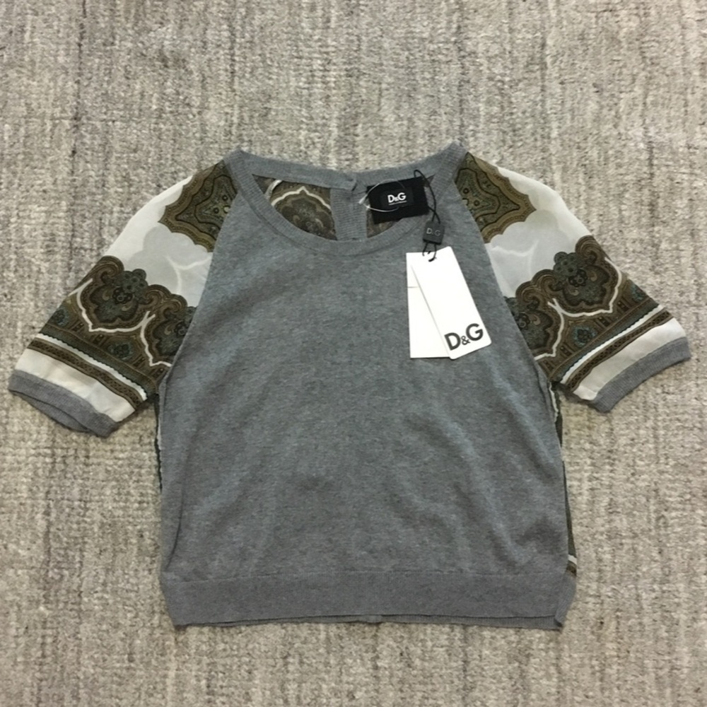 Italy Sz 44 NWT Dolce and Gabbana Sweater